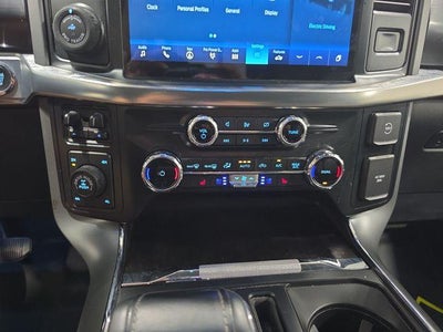 2022 Ford F-150 LARIAT 4WD SuperCrew 5.5' Box