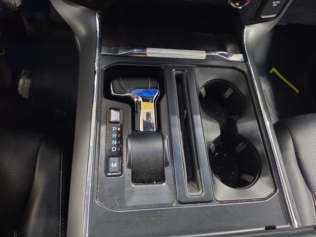 2022 Ford F-150 LARIAT 4WD SuperCrew 5.5' Box