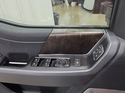 2022 Ford F-150 LARIAT 4WD SuperCrew 5.5' Box