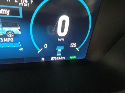 2022 Ford F-150 LARIAT 4WD SuperCrew 5.5' Box