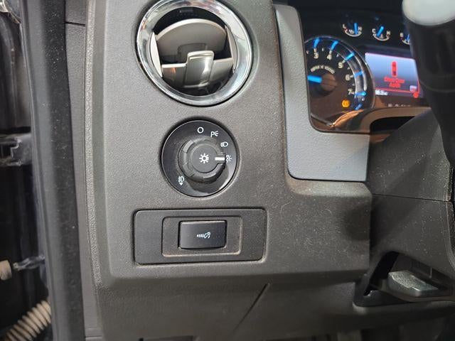 2014 Ford F-150 4WD SuperCrew 5-1/2 Ft Box XLT