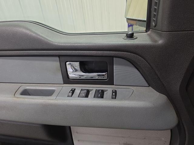 2014 Ford F-150 4WD SuperCrew 5-1/2 Ft Box XLT