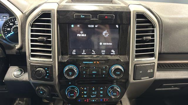 2016 Ford F-150 4WD SuperCrew 5-1/2 Ft Box Lariat