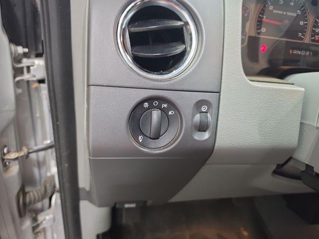 2008 Ford F-150 4WD SuperCrew Styleside 5-1/2 Ft Box XLT