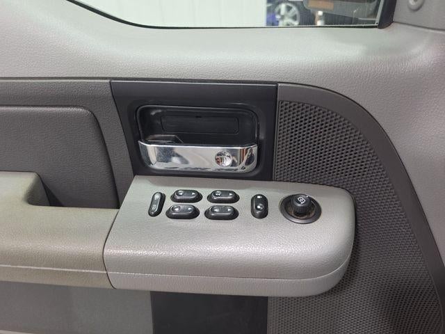 2008 Ford F-150 4WD SuperCrew Styleside 5-1/2 Ft Box XLT