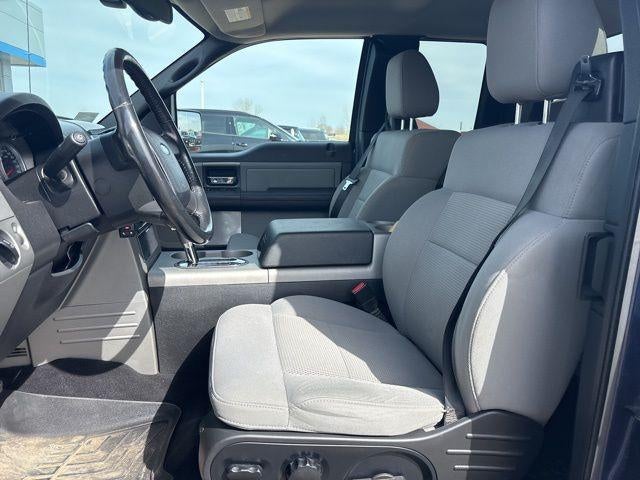 2004 Ford F-150 Base