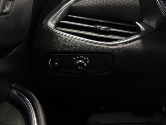 2017 Chevrolet Malibu 1LT