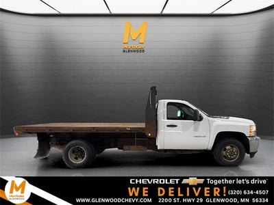 2014 Chevrolet Silverado 3500 HD Chassis Cab 4WD Reg Cab 162" WB, 84.3" CA WT