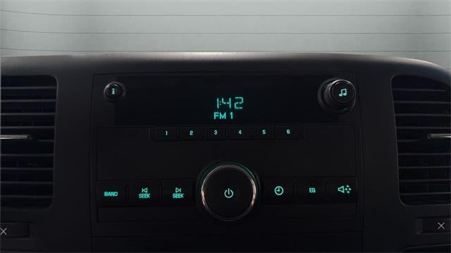 2014 Chevrolet Silverado 3500 HD Chassis Cab 4WD Reg Cab 162" WB, 84.3" CA WT