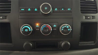 2014 Chevrolet Silverado 3500 HD Chassis Cab 4WD Reg Cab 162" WB, 84.3" CA WT