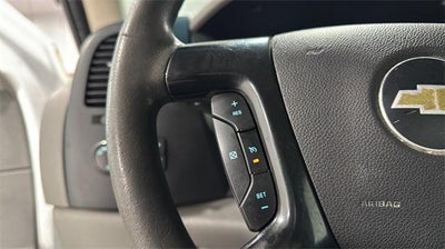 2014 Chevrolet Silverado 3500 HD Chassis Cab 4WD Reg Cab 162" WB, 84.3" CA WT