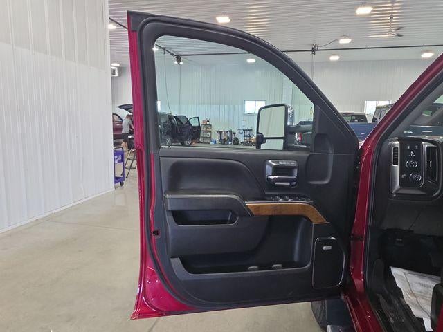 2019 Chevrolet Silverado 2500 HD Crew Cab Standard Box 4-Wheel Drive LTZ