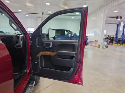2019 Chevrolet Silverado 2500 HD Crew Cab Standard Box 4-Wheel Drive LTZ