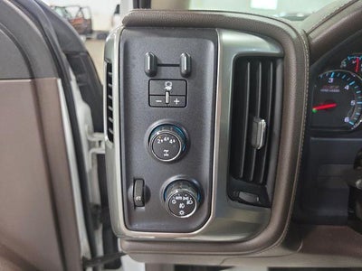 2017 Chevrolet Silverado 2500 HD Crew Cab Standard Box 4-Wheel Drive LTZ