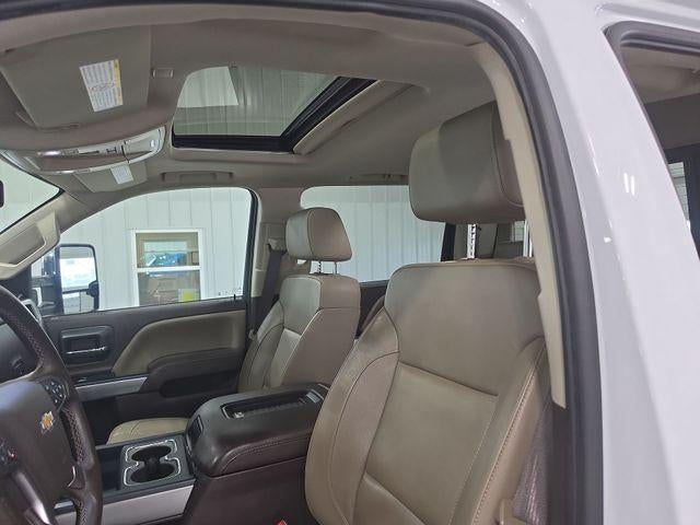 2017 Chevrolet Silverado 2500 HD Crew Cab Standard Box 4-Wheel Drive LTZ