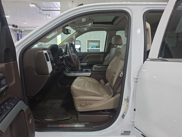 2017 Chevrolet Silverado 2500 HD Crew Cab Standard Box 4-Wheel Drive LTZ