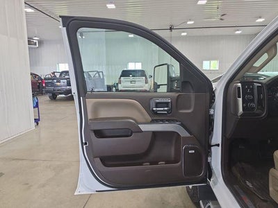 2017 Chevrolet Silverado 2500 HD Crew Cab Standard Box 4-Wheel Drive LTZ