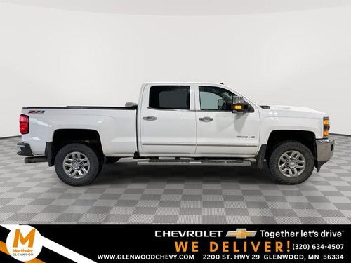 2017 Chevrolet Silverado 3500 HD Crew Cab Standard Box 4-Wheel Drive LTZ