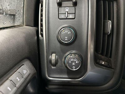 2017 Chevrolet Silverado 3500 HD Crew Cab Standard Box 4-Wheel Drive LTZ