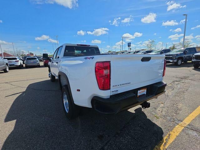 2026 Chevrolet Silverado 3500 HD Crew Cab Long Box 4-Wheel Drive Work Truck
