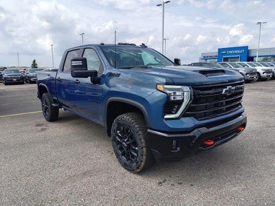 2026 Chevrolet Silverado 3500 HD Crew Cab Standard Box 4-Wheel Drive LT