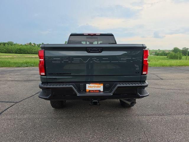 2026 Chevrolet Silverado 3500 HD Crew Cab Standard Box 4-Wheel Drive LT