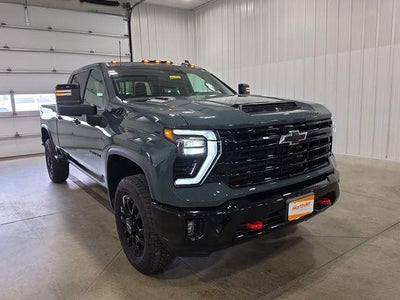 2026 Chevrolet Silverado 3500 HD Crew Cab Standard Box 4-Wheel Drive LT