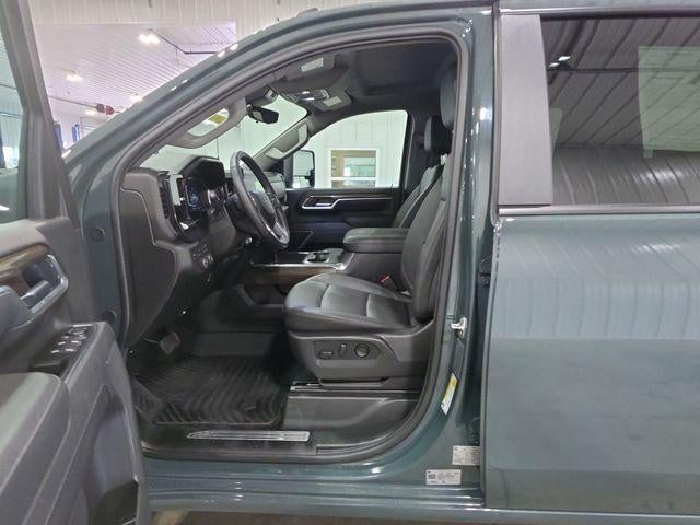2026 Chevrolet Silverado 3500 HD Crew Cab Standard Box 4-Wheel Drive LT
