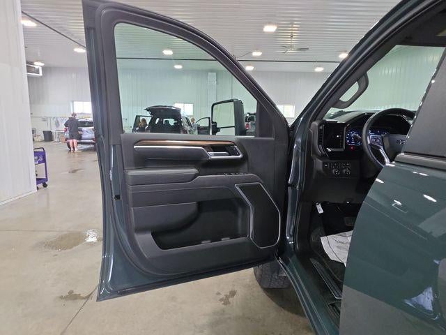 2026 Chevrolet Silverado 3500 HD Crew Cab Standard Box 4-Wheel Drive LT