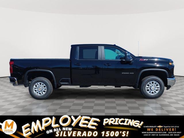 2026 Chevrolet Silverado 3500 HD Crew Cab Standard Box 4-Wheel Drive LT