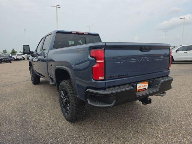 2026 Chevrolet Silverado 3500 HD Crew Cab Standard Box 4-Wheel Drive LT