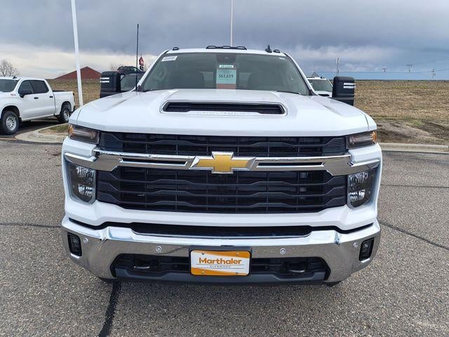 2026 Chevrolet Silverado 3500 HD Crew Cab Standard Box 4-Wheel Drive LT