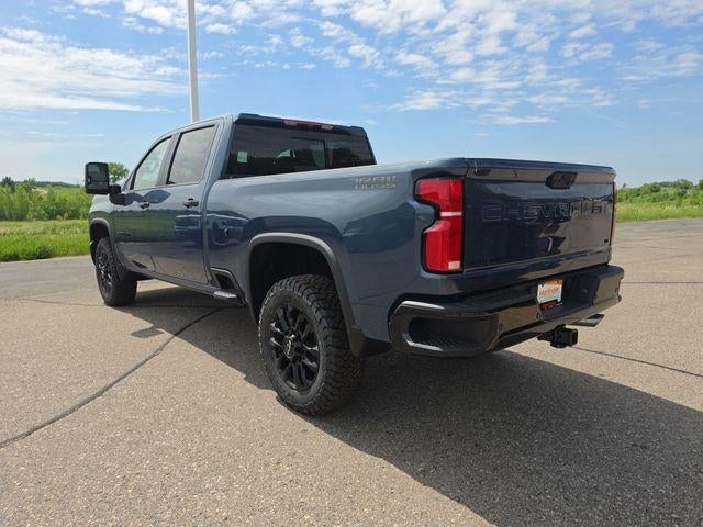 2026 Chevrolet Silverado 3500 HD Crew Cab Standard Box 4-Wheel Drive LT