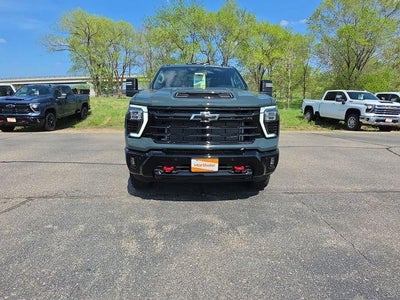 2026 Chevrolet Silverado 3500 HD Crew Cab Standard Box 4-Wheel Drive LT
