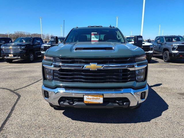 2026 Chevrolet Silverado 3500 HD Crew Cab Standard Box 4-Wheel Drive LT