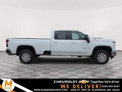 2026 Chevrolet Silverado 3500 HD Crew Cab Long Box 4-Wheel Drive LT