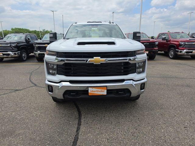 2026 Chevrolet Silverado 3500 HD Crew Cab Long Box 4-Wheel Drive LT