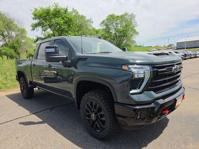 2026 Chevrolet Silverado 3500 HD Crew Cab Standard Box 4-Wheel Drive LT