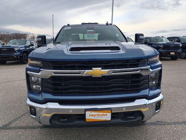 2026 Chevrolet Silverado 3500 HD Crew Cab Standard Box 4-Wheel Drive LT