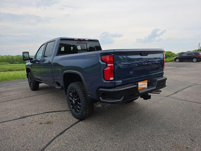2026 Chevrolet Silverado 3500 HD Crew Cab Standard Box 4-Wheel Drive LT