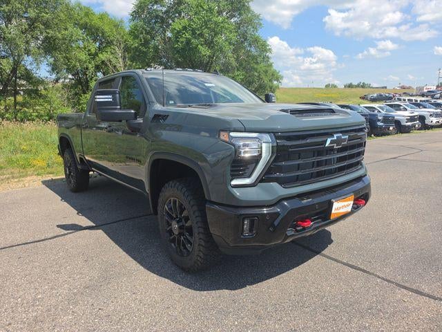 2026 Chevrolet Silverado 3500 HD Crew Cab Standard Box 4-Wheel Drive LT