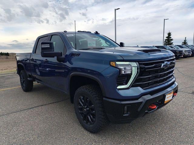 2026 Chevrolet Silverado 3500 HD Crew Cab Standard Box 4-Wheel Drive LT