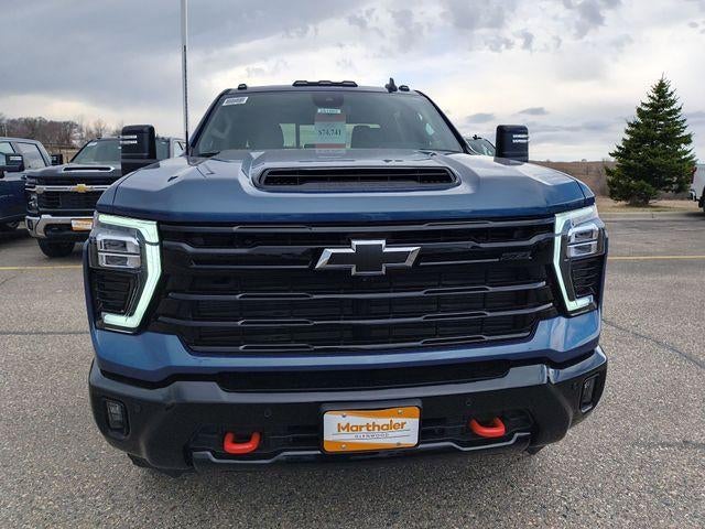 2026 Chevrolet Silverado 3500 HD Crew Cab Standard Box 4-Wheel Drive LT
