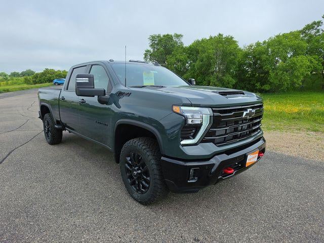 2026 Chevrolet Silverado 3500 HD Crew Cab Standard Box 4-Wheel Drive LT
