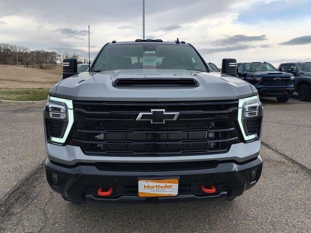 2026 Chevrolet Silverado 3500 HD Crew Cab Standard Box 4-Wheel Drive LT