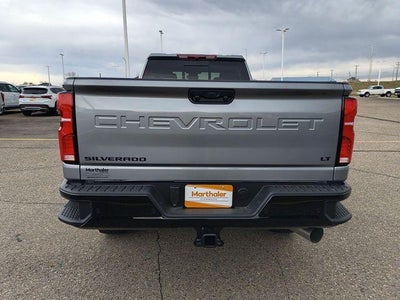 2026 Chevrolet Silverado 3500 HD Crew Cab Long Box 4-Wheel Drive LT