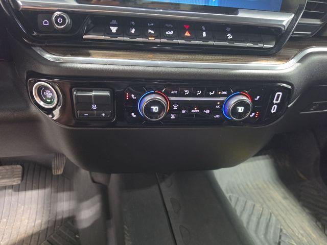 2025 Chevrolet Silverado 3500 HD Crew Cab Standard Box 4-Wheel Drive LT