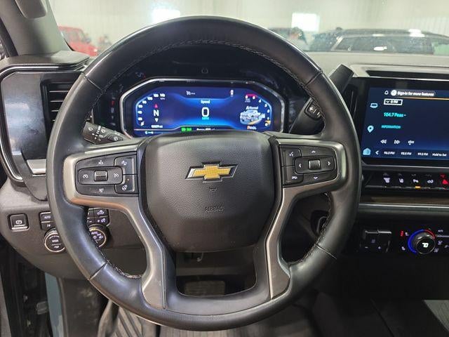 2025 Chevrolet Silverado 3500 HD Crew Cab Standard Box 4-Wheel Drive LT
