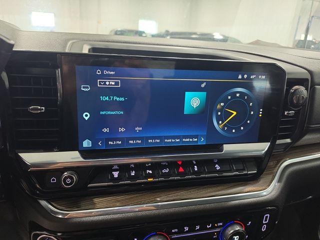 2025 Chevrolet Silverado 3500 HD Crew Cab Standard Box 4-Wheel Drive LT