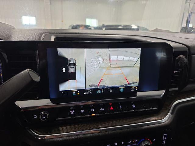 2025 Chevrolet Silverado 3500 HD Crew Cab Standard Box 4-Wheel Drive LT